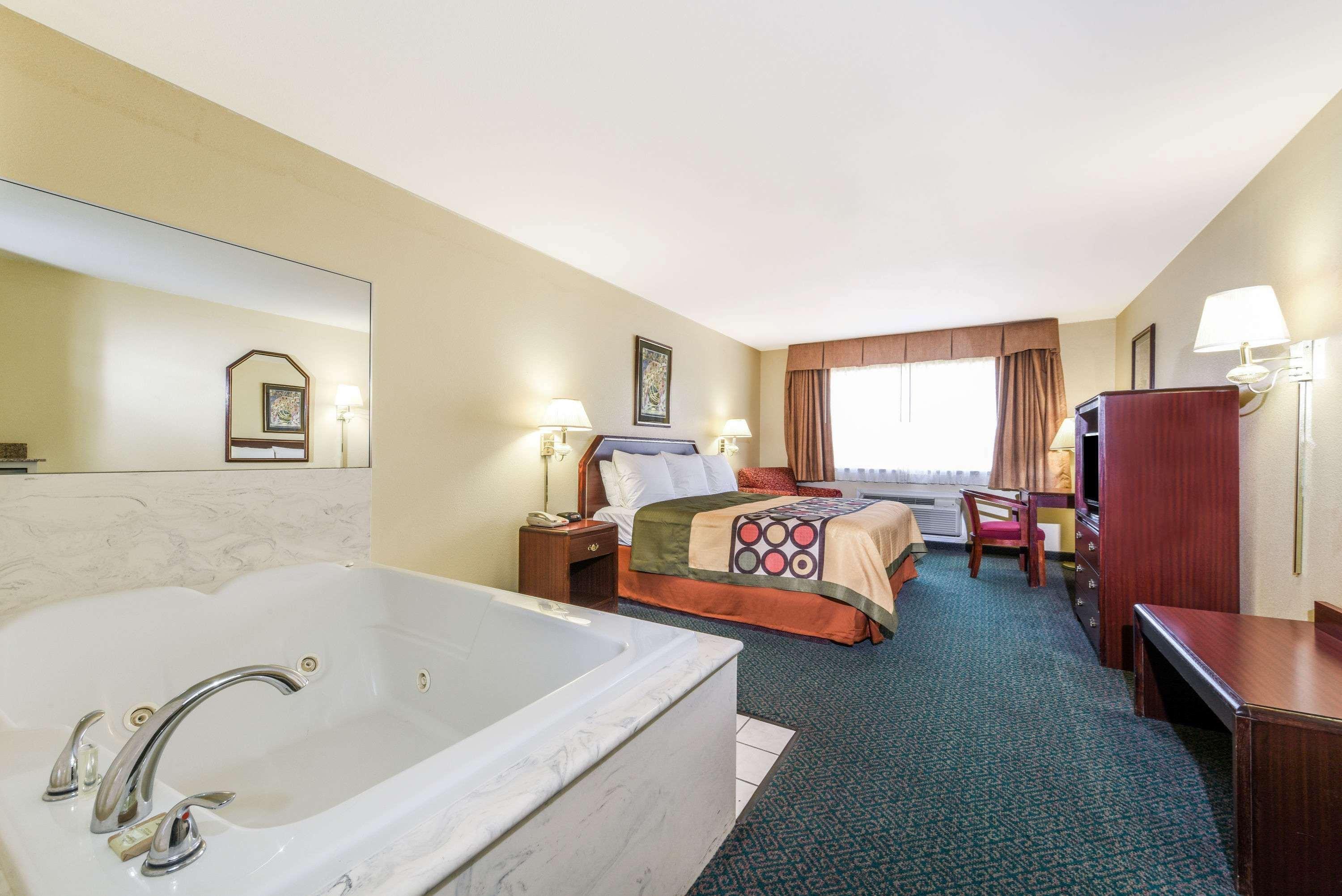 Super 8 By Wyndham Worth Area 2* Burleson
